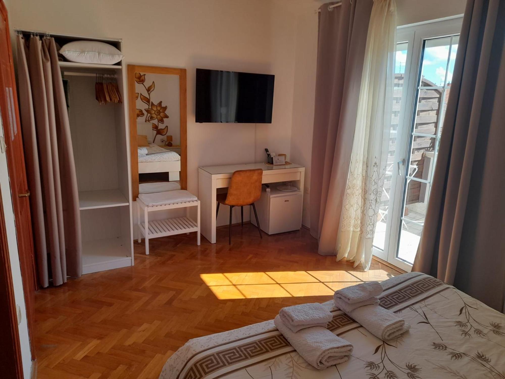 Rooms Margarita 扎达尔 外观 照片